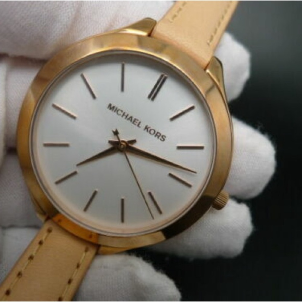 Michael Kors Leather Strap Rose Gold Watch - Picture 2 of 3